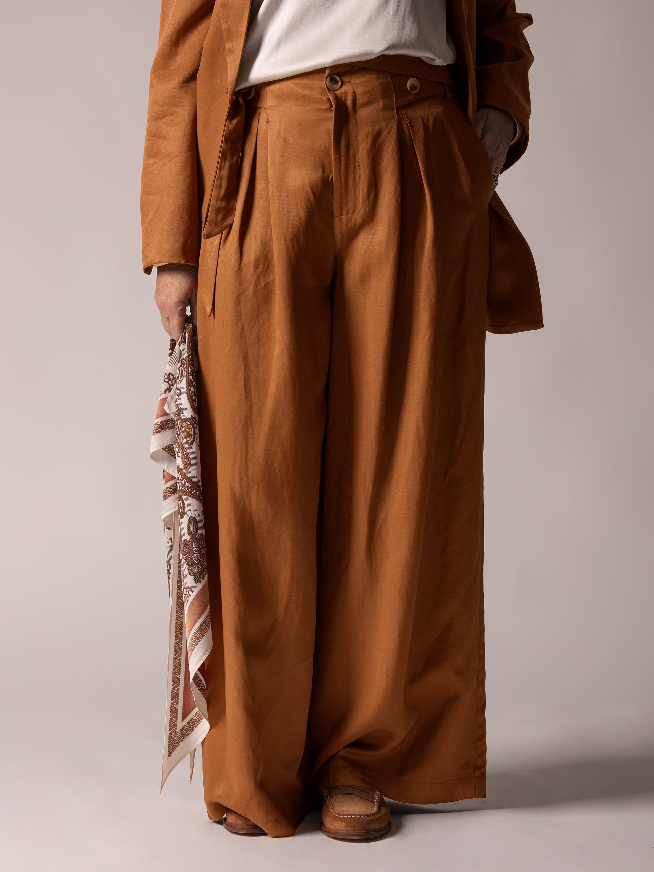 VICOLO PANTALONE TABACCO