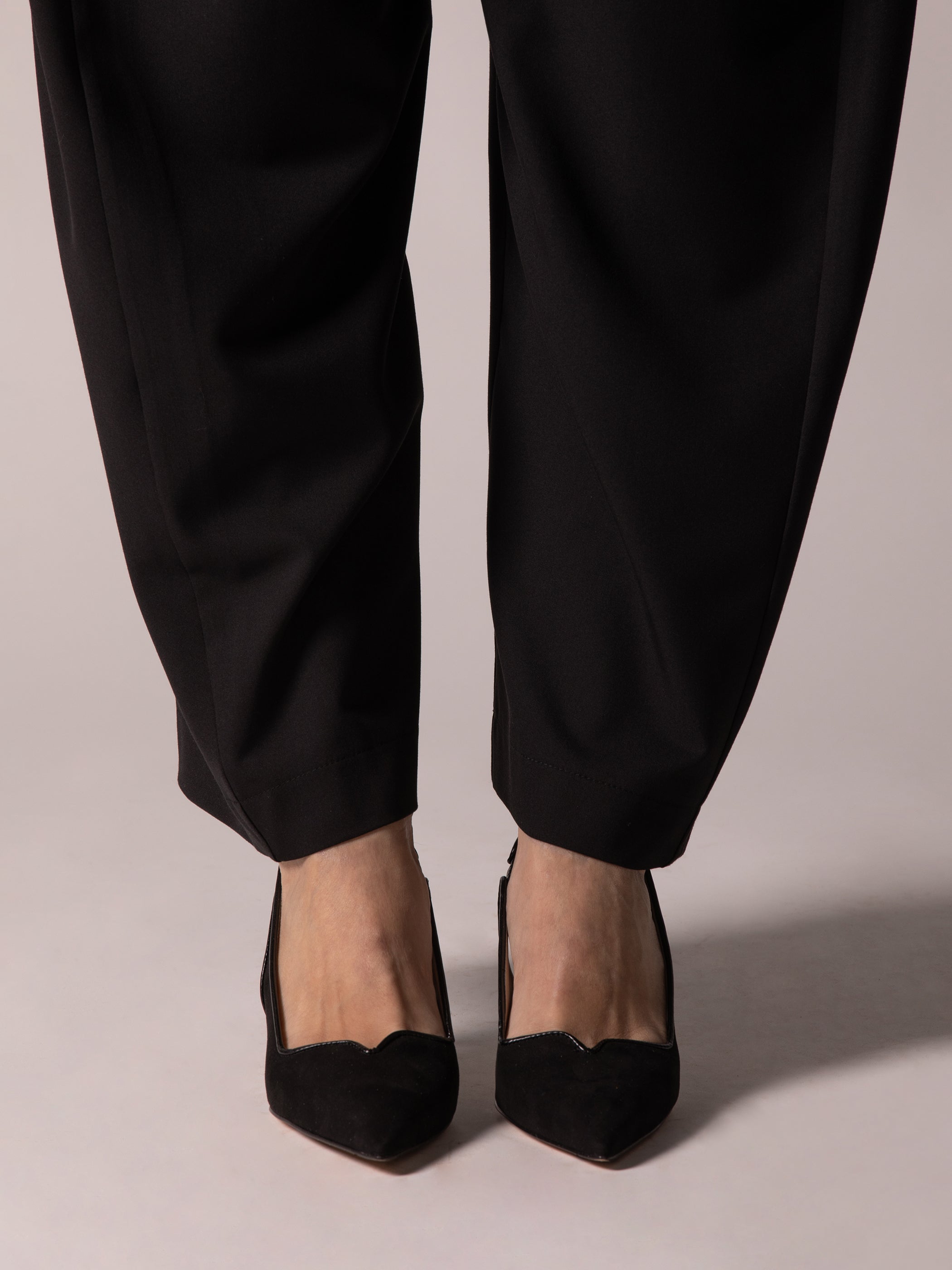 DIVINE FOLLIE SLING BACK