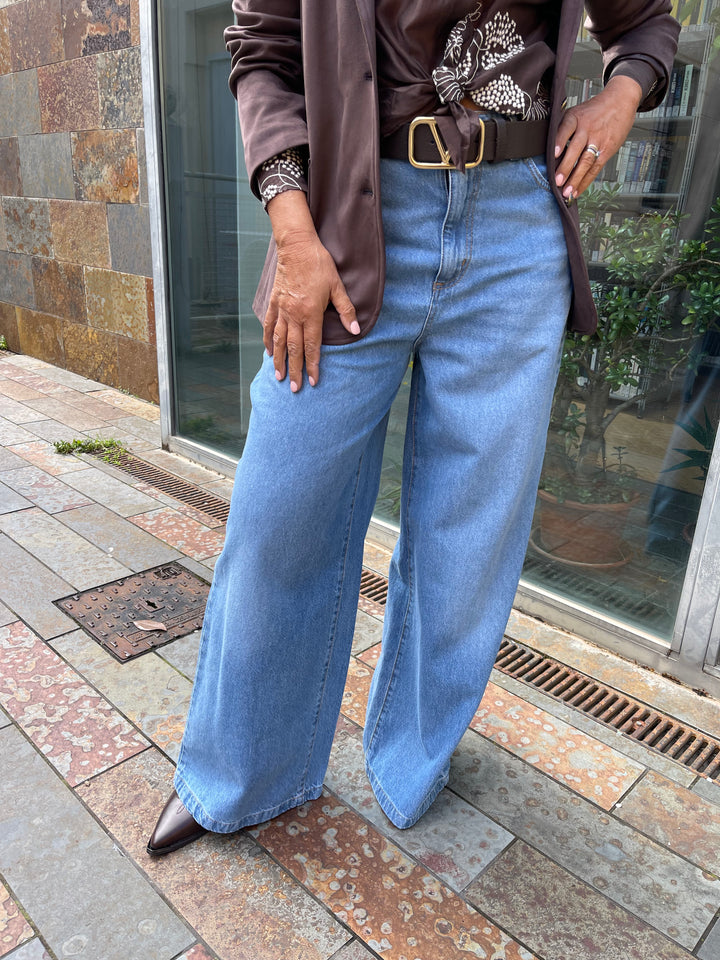 Jeans palazzo chiaro